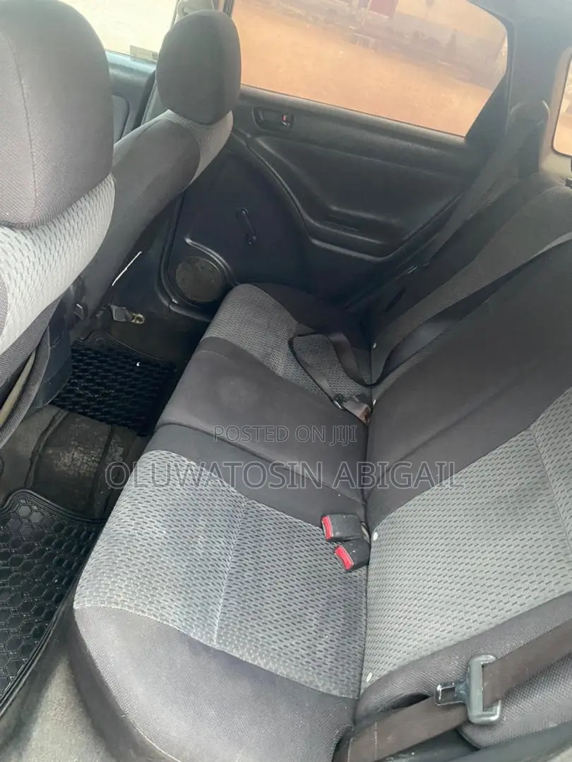 Toyota Matrix 2006 Gray