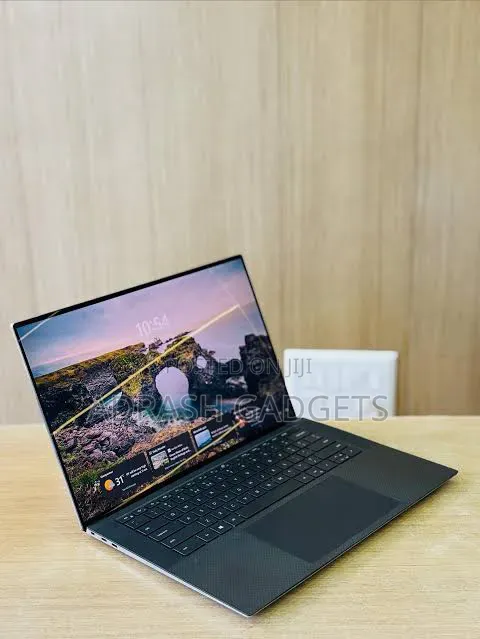 Laptop Dell Precision 5560 16GB Intel Core i7 SSD 512GB
