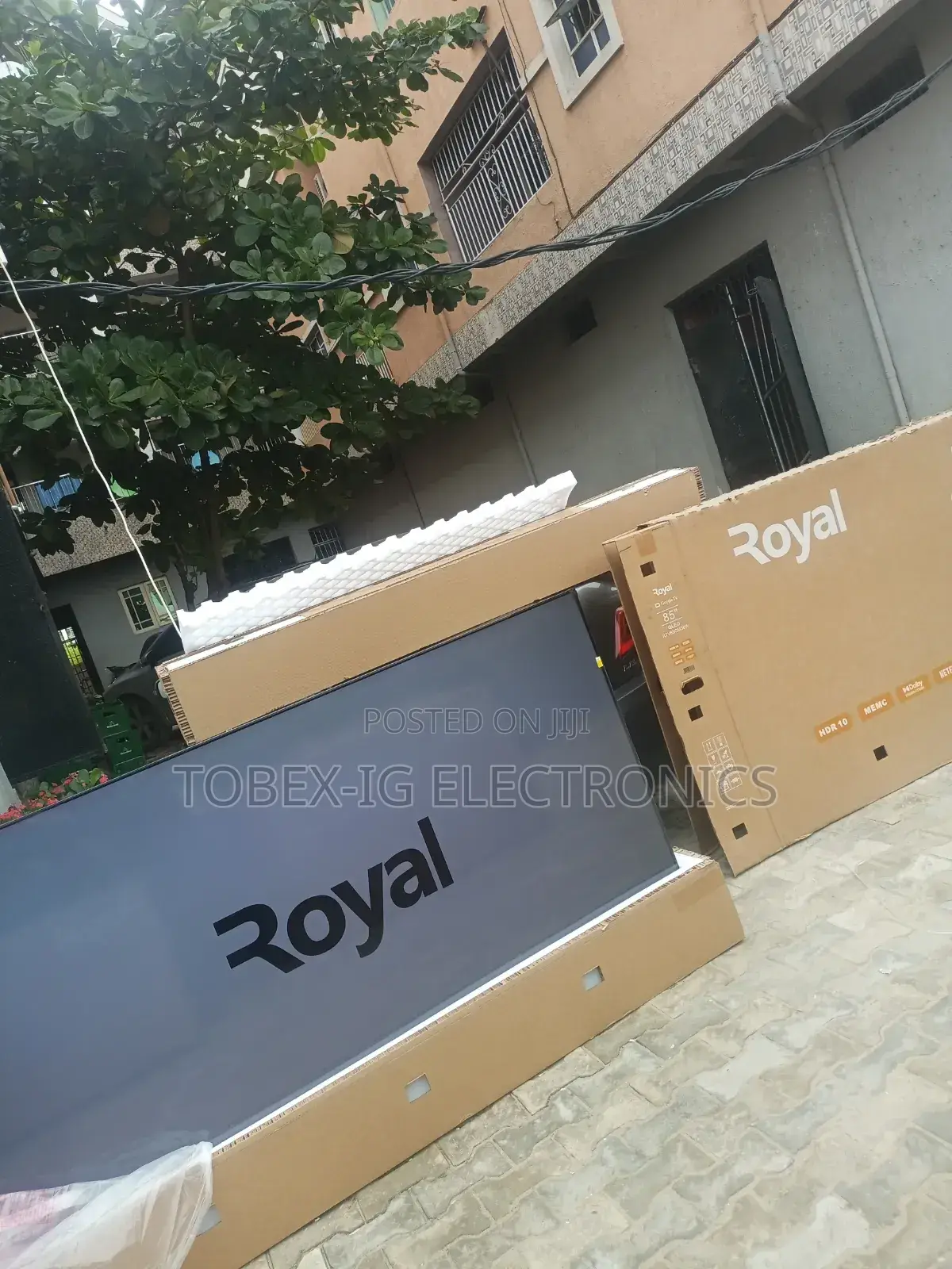 Royal 85" Google TV – RTV85QM30W