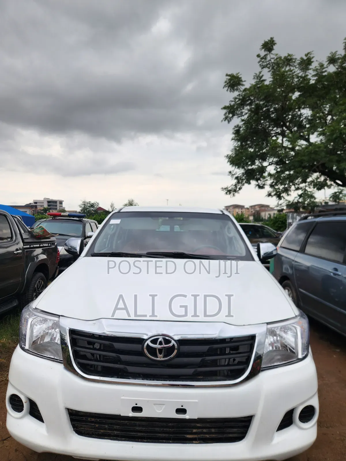 Toyota Hilux 2015 White