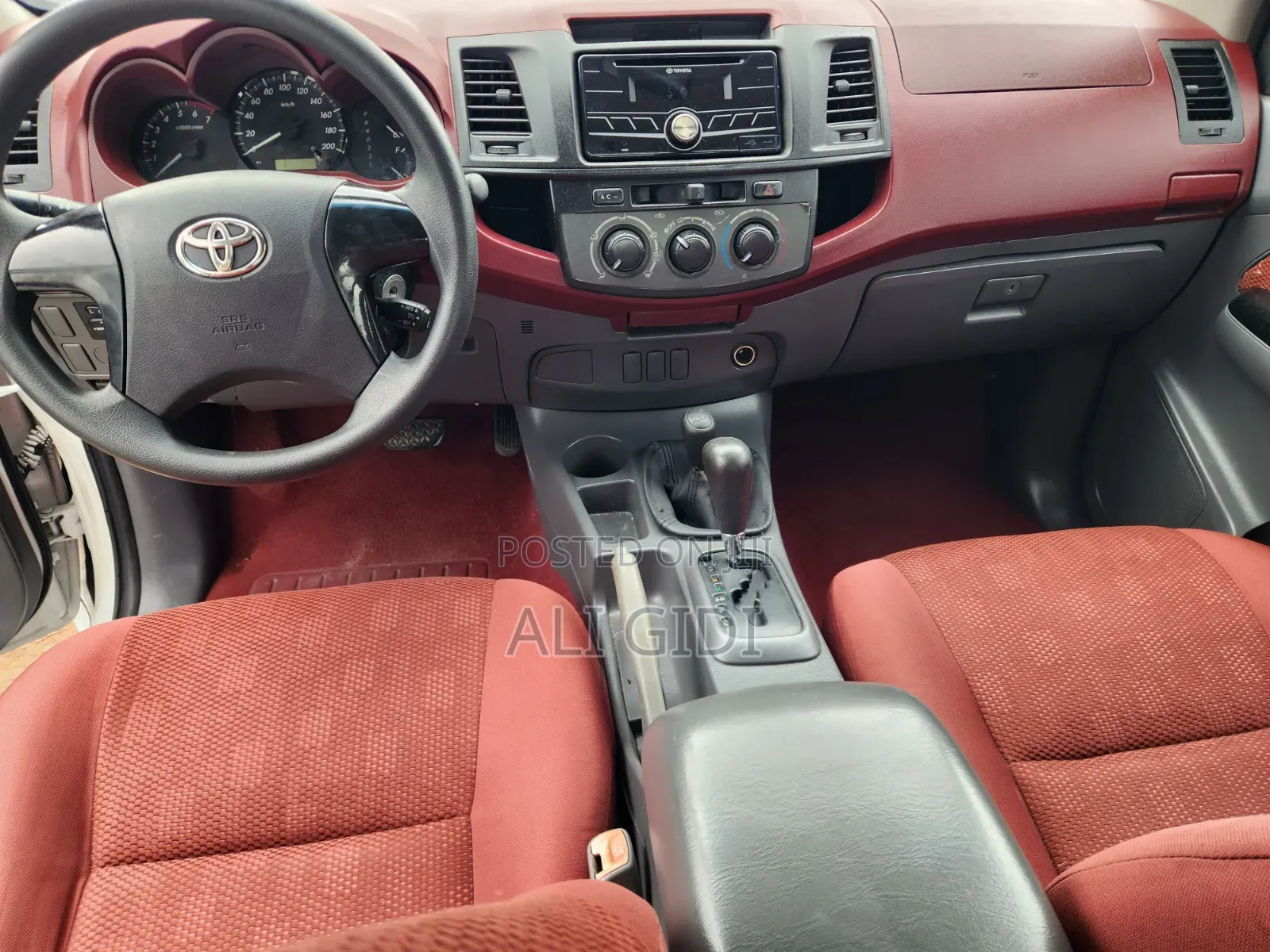 Toyota Hilux 2015 White