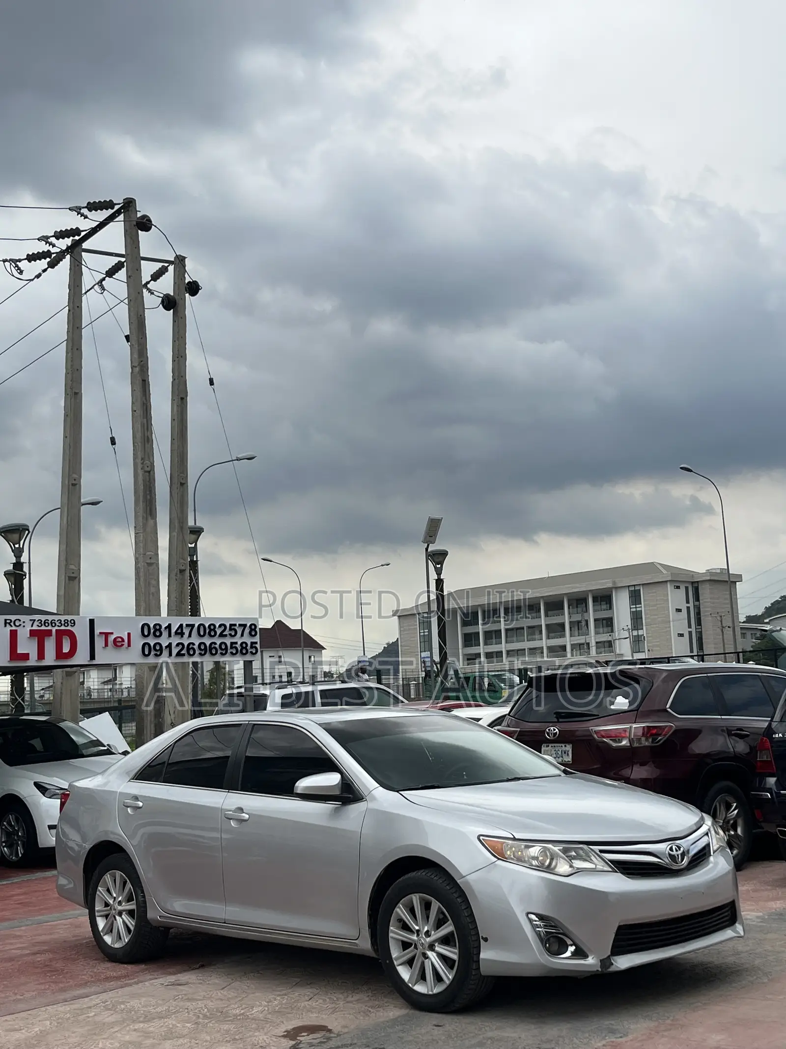 Toyota Camry 2012 Silver
