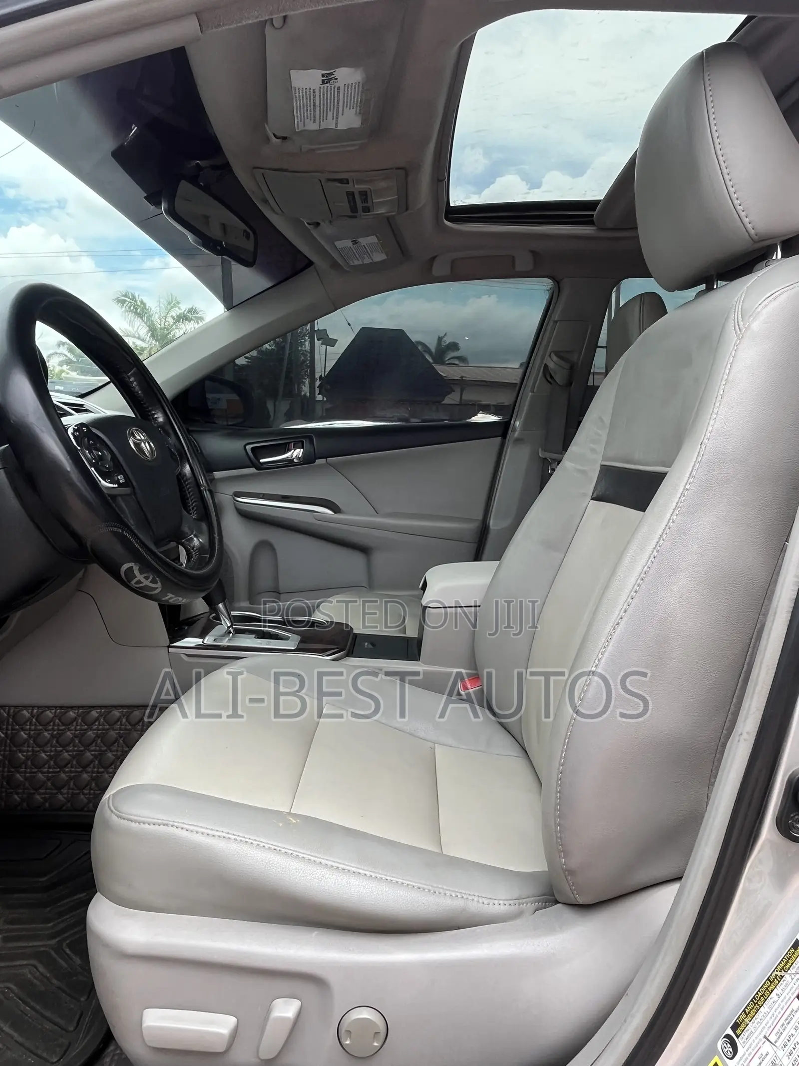 Toyota Camry 2012 Silver