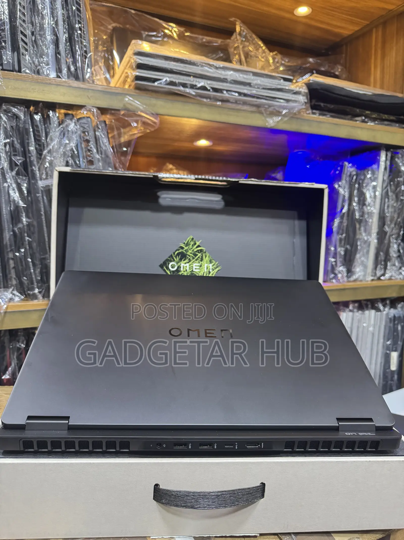 New Laptop HP Omen 17 8GB Nvidia SSD 1T
