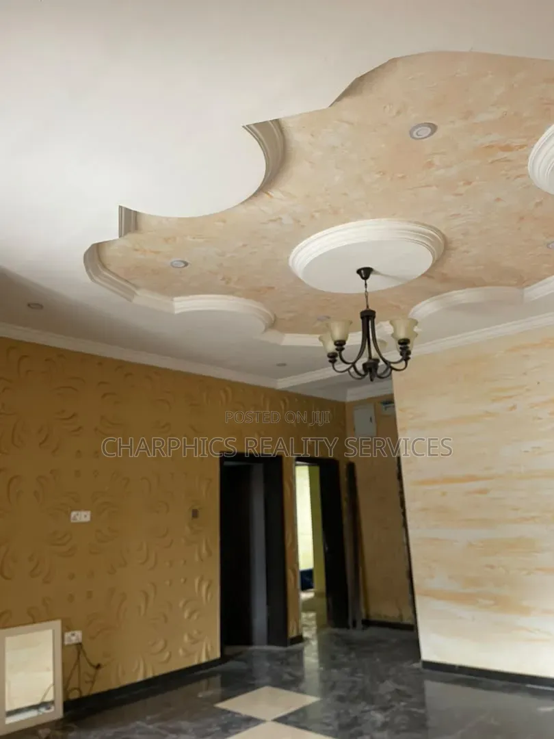 3bdrm Apartment in Abraham Adesanya Estate for rent