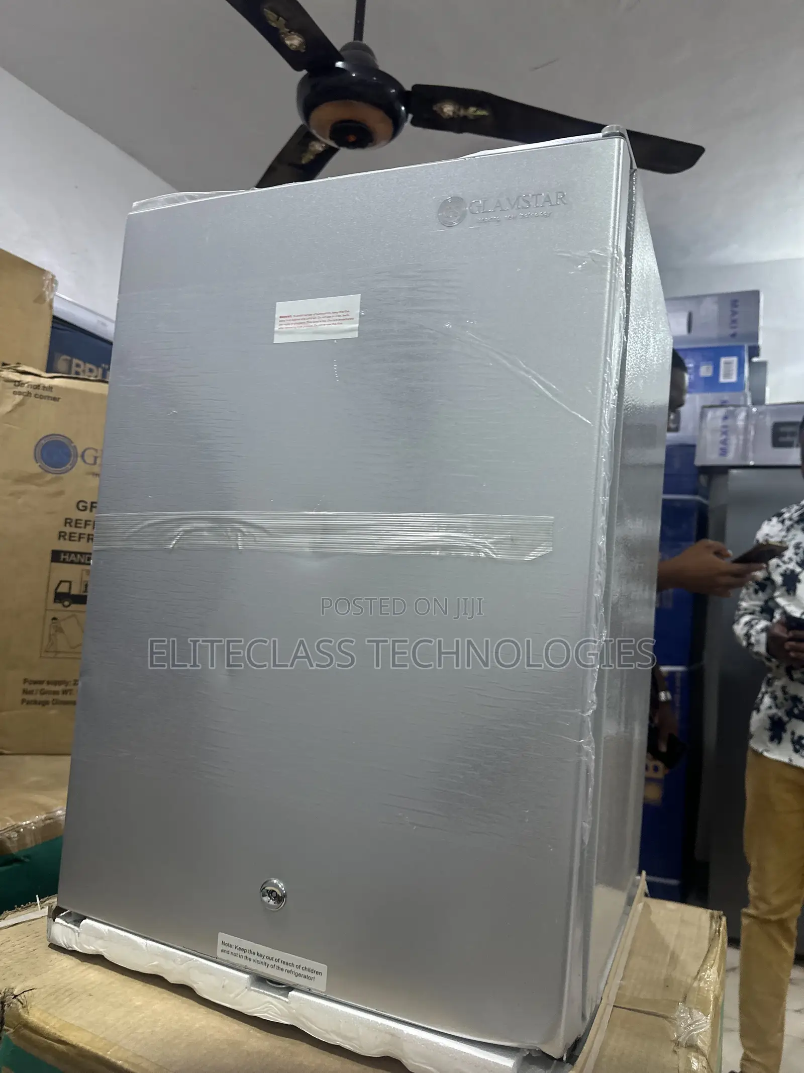 Reliable Glamstar GFR-90S-E Domestic Fridge