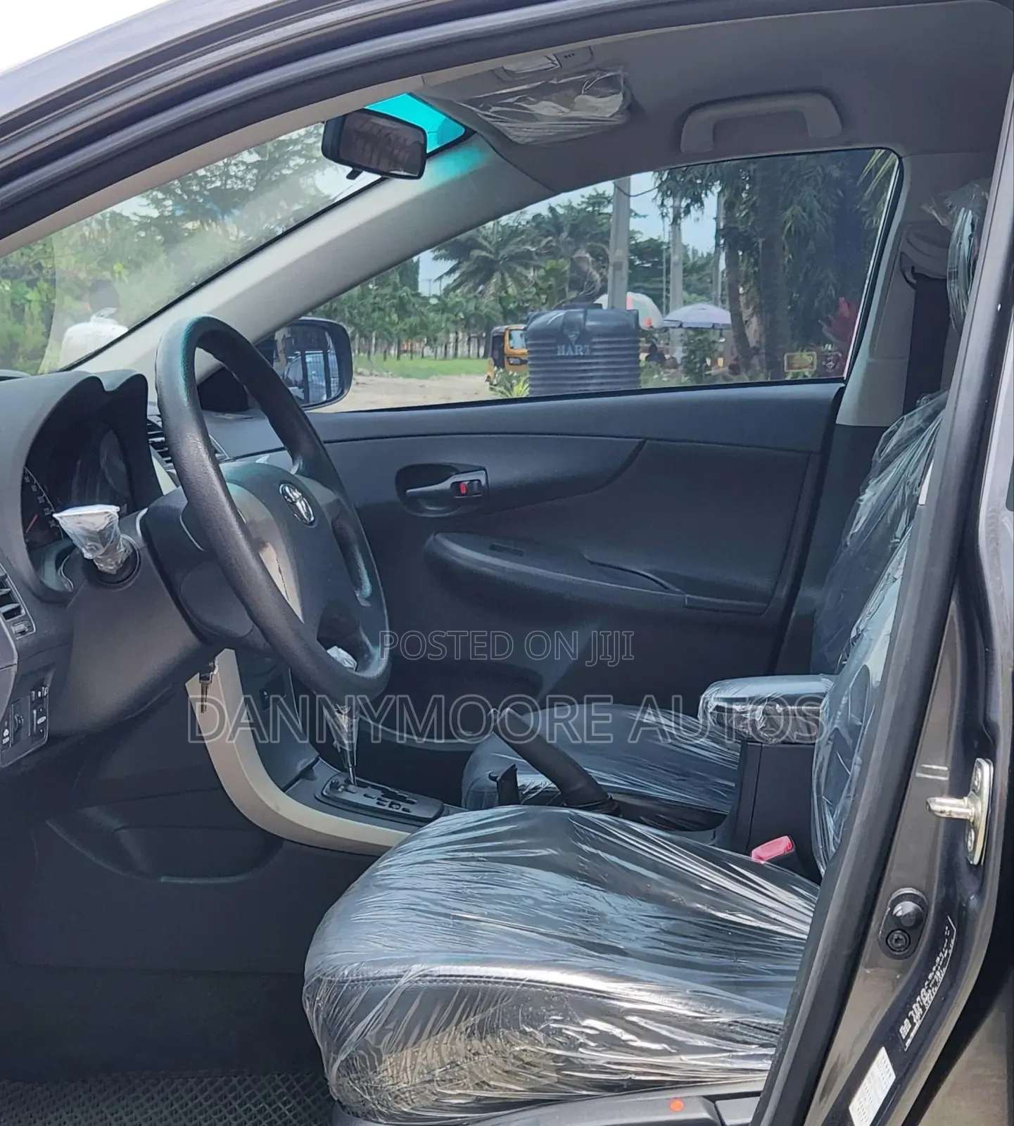 Toyota Corolla 2010 Gray