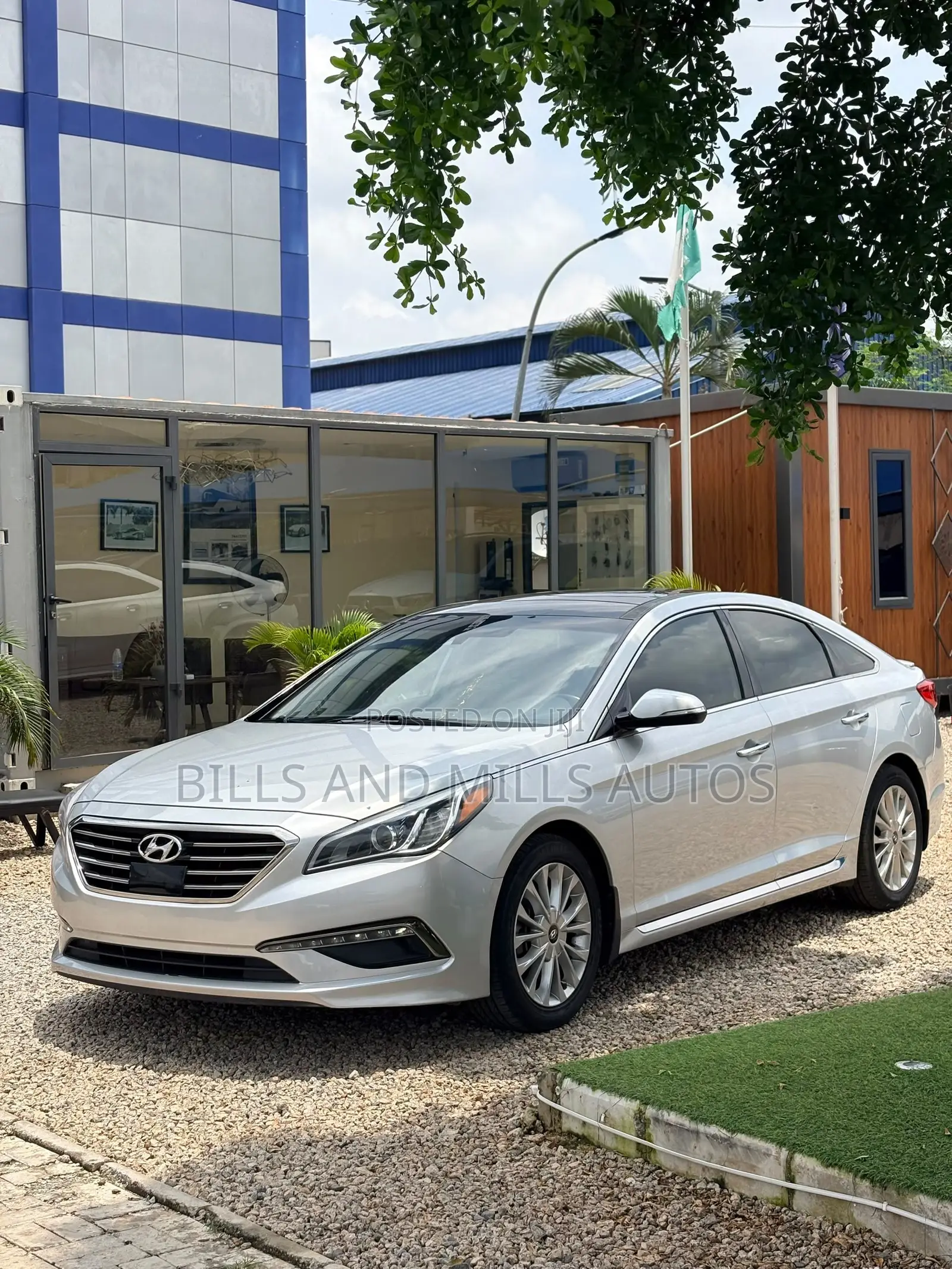 Hyundai Sonata Limited 4dr Sedan (2.4L 4cyl 6A) 2015 Silver