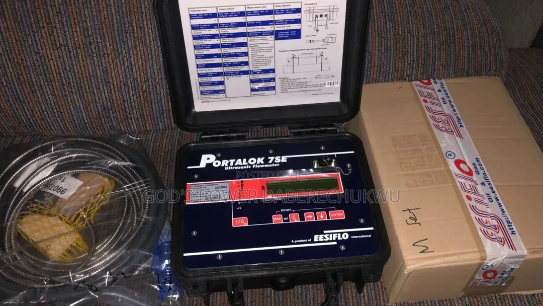 EESIFLO Portalok 7SE Portable Ultrasonic Liquid Flow Meter.