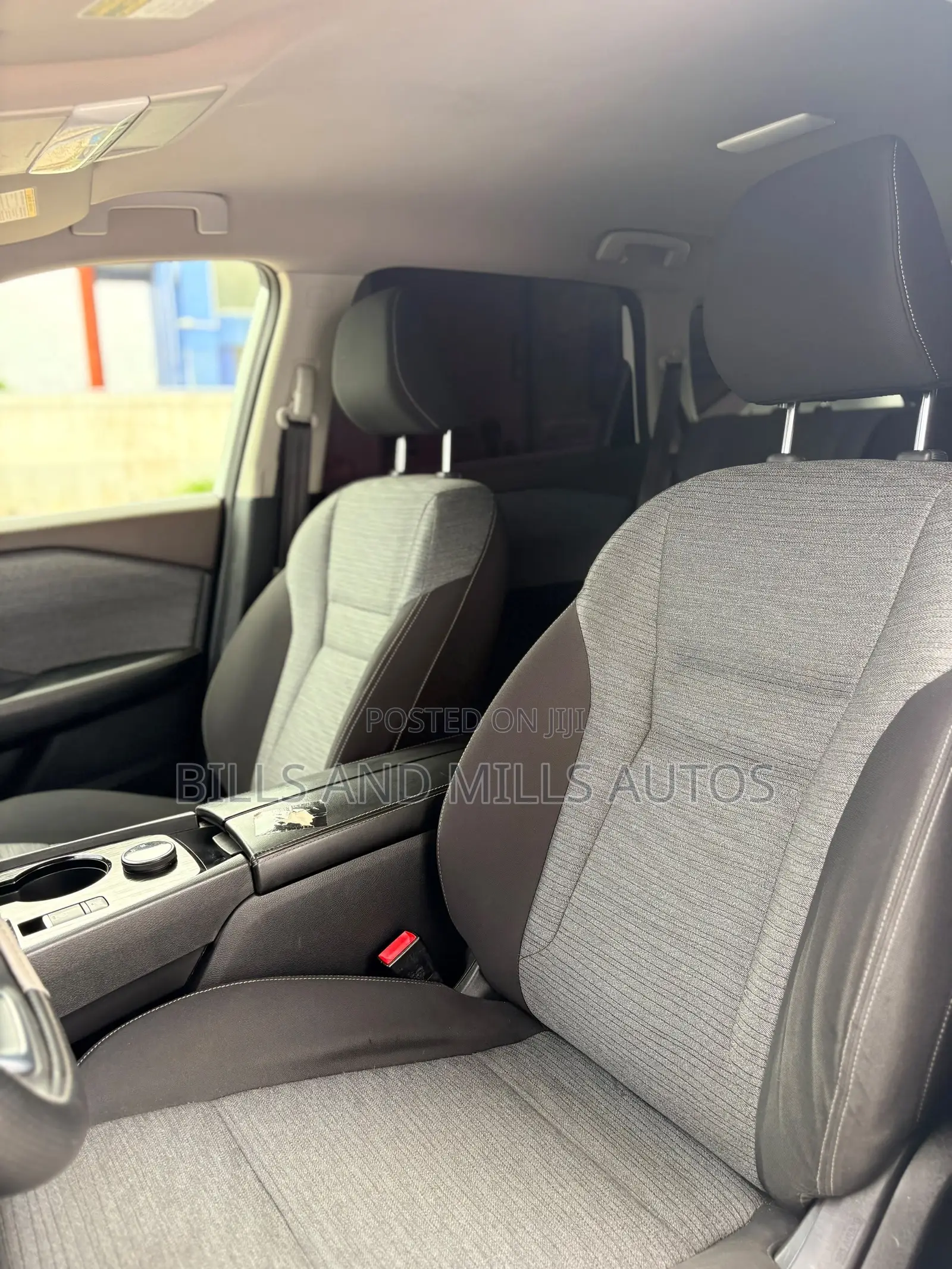 Nissan Rogue SV AWD 2020 White