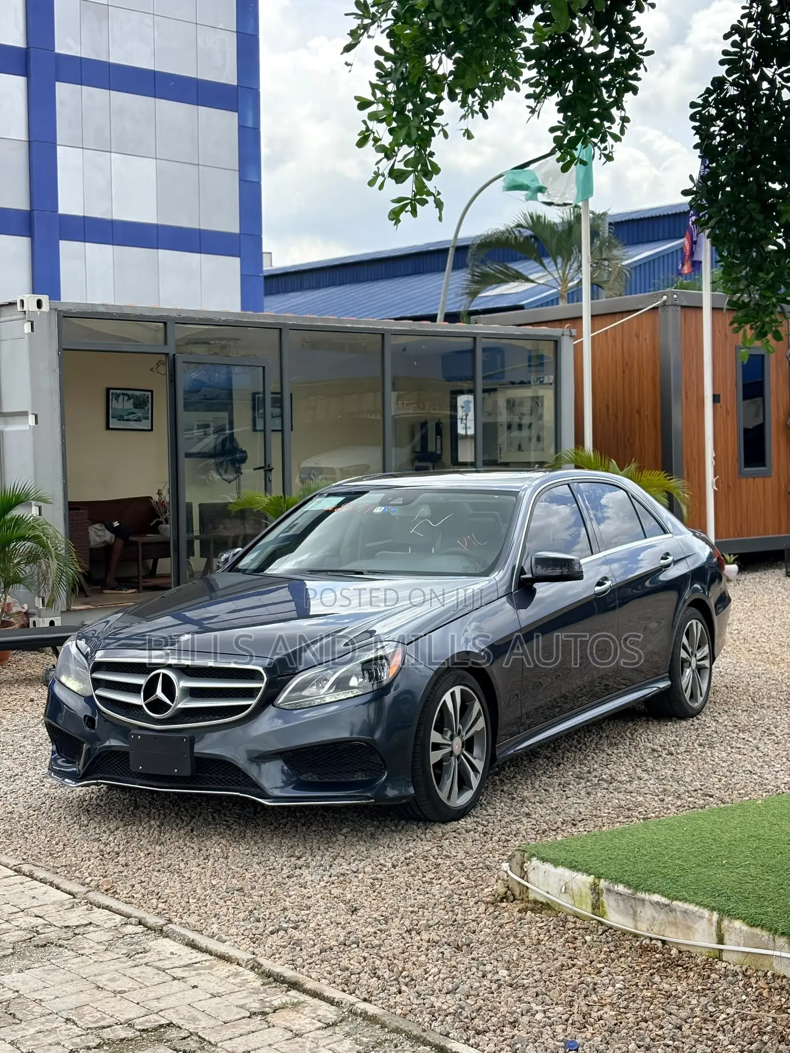 Mercedes-Benz E350 Base 4Matic Sedan AWD (3.5L 6cyl 7A) 2015 Gray