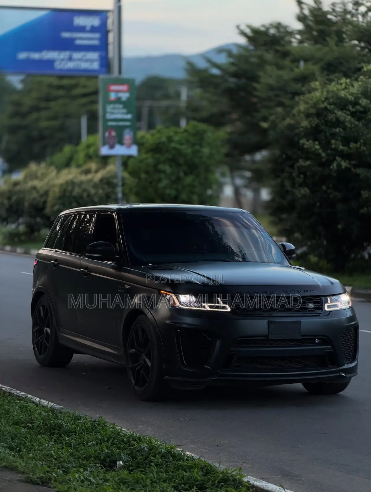Land Rover Range Rover Sport SVR 4x4 2020 Matt Black