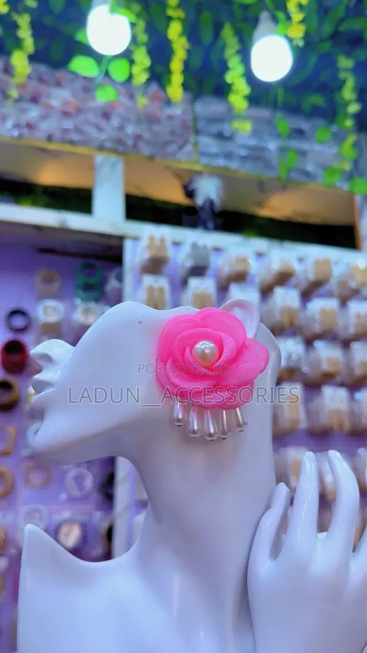 Pearl Flower Earrings