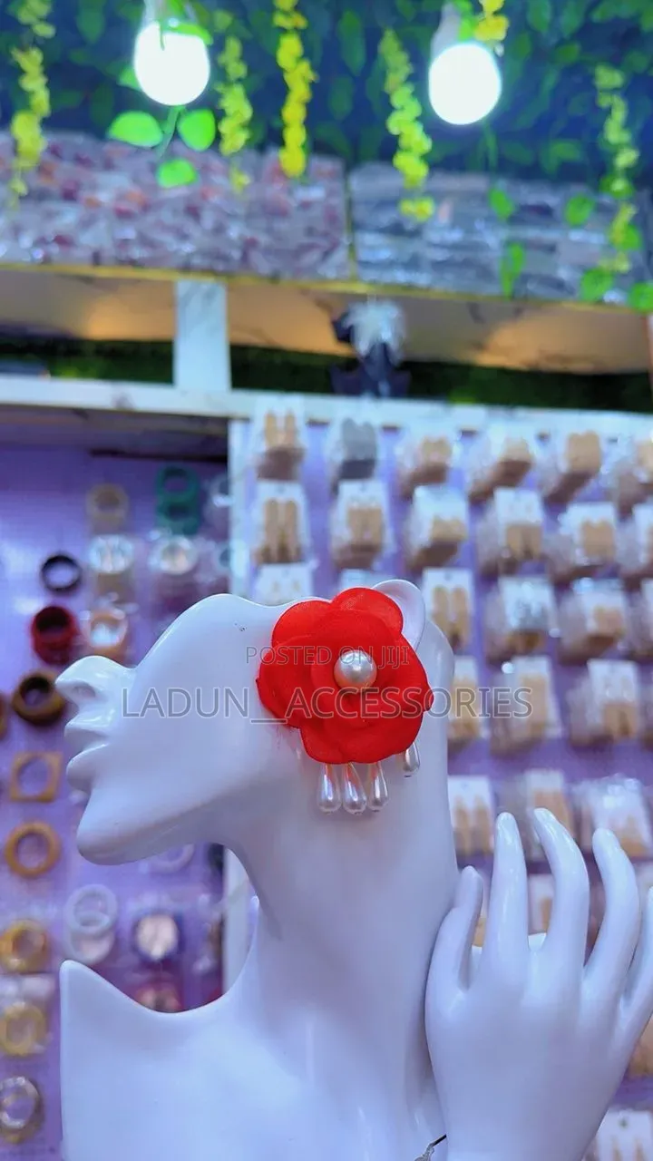 Pearl Flower Earrings
