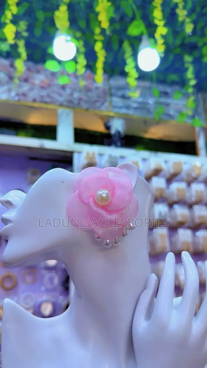 Pearl Flower Earrings