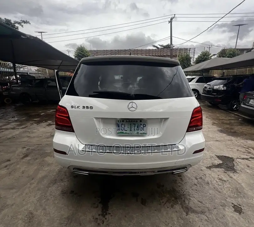 Mercedes-Benz GLK-Class 350 4MATIC 2014 White