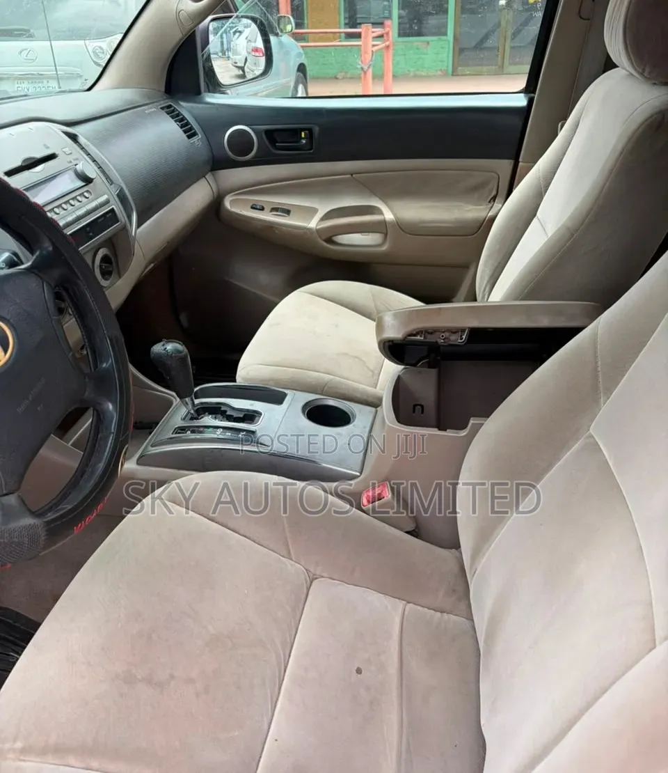 Toyota Tacoma 2007 Black