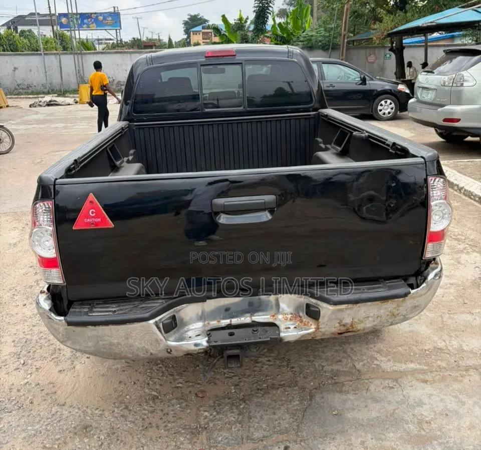 Toyota Tacoma 2007 Black