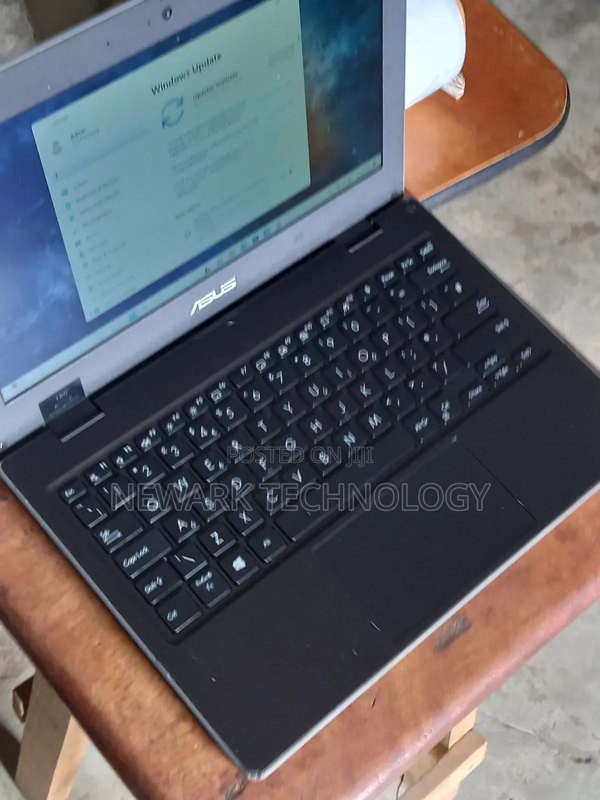 Laptop Asus 4GB Intel Celeron SSD 60GB