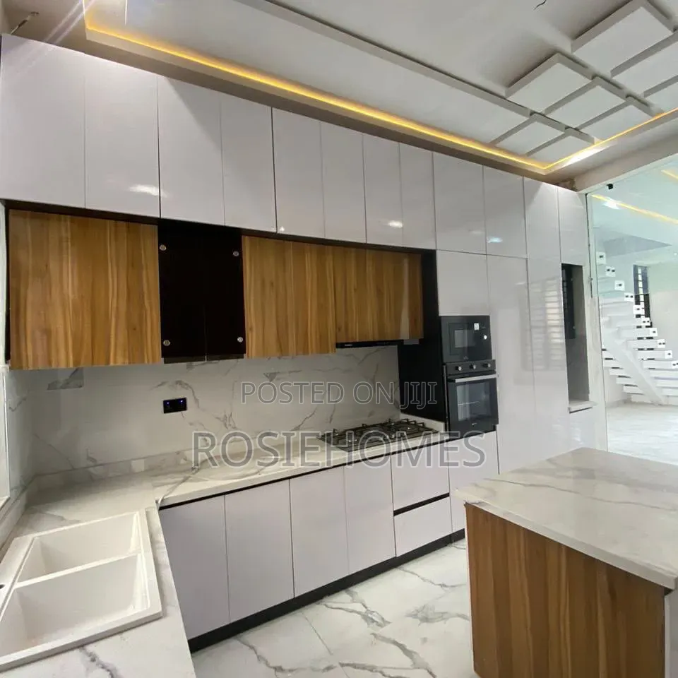 4bdrm Duplex in Oral Estate, Lekki Phase 1 for rent