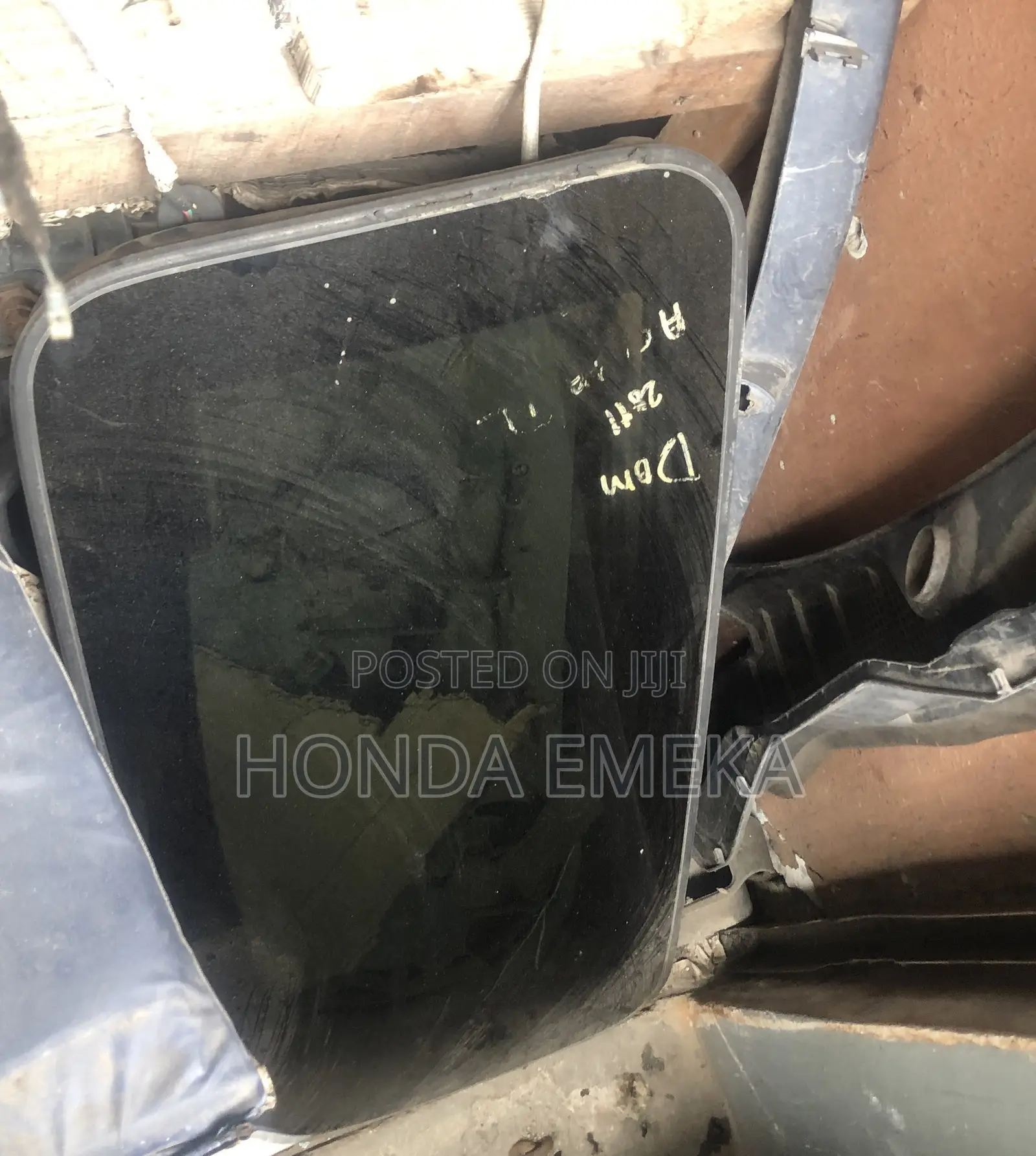 Roof Glass for Honda and Acura Available