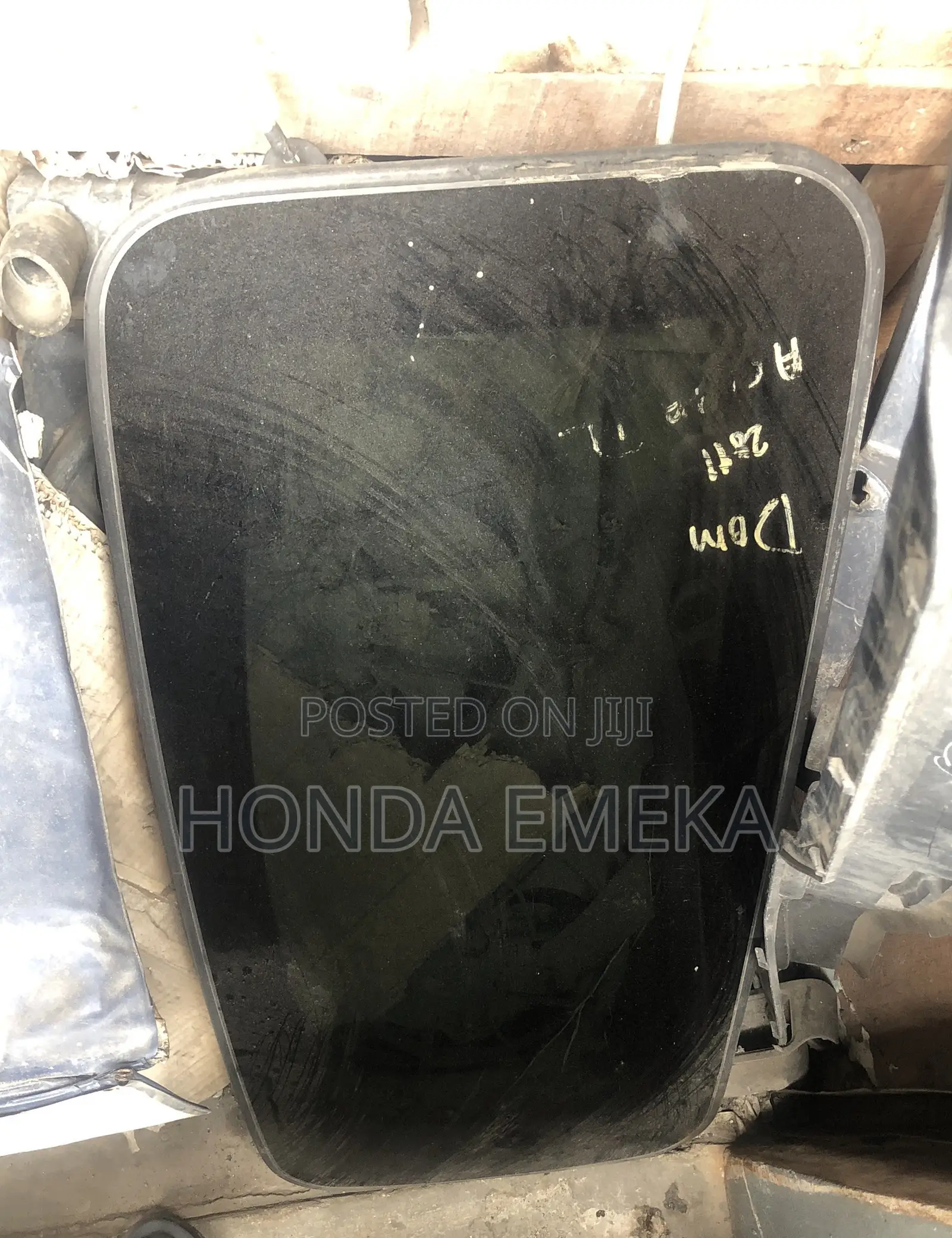 Roof Glass for Honda and Acura Available