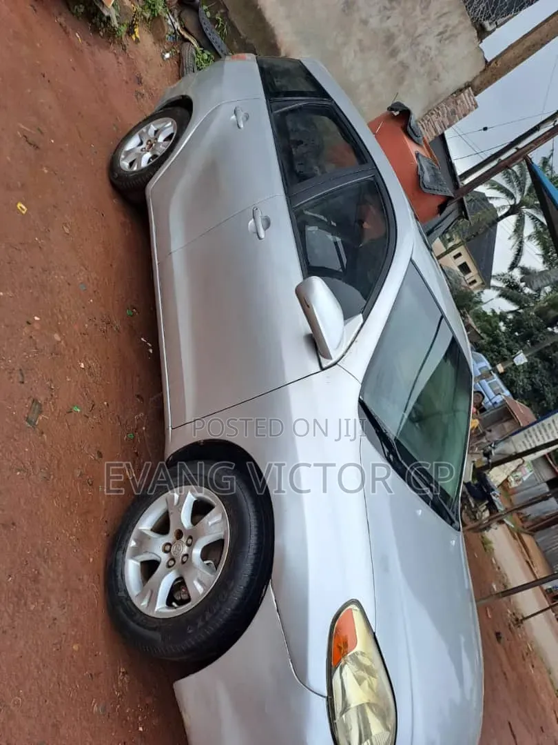 Toyota Matrix 2004 Silver