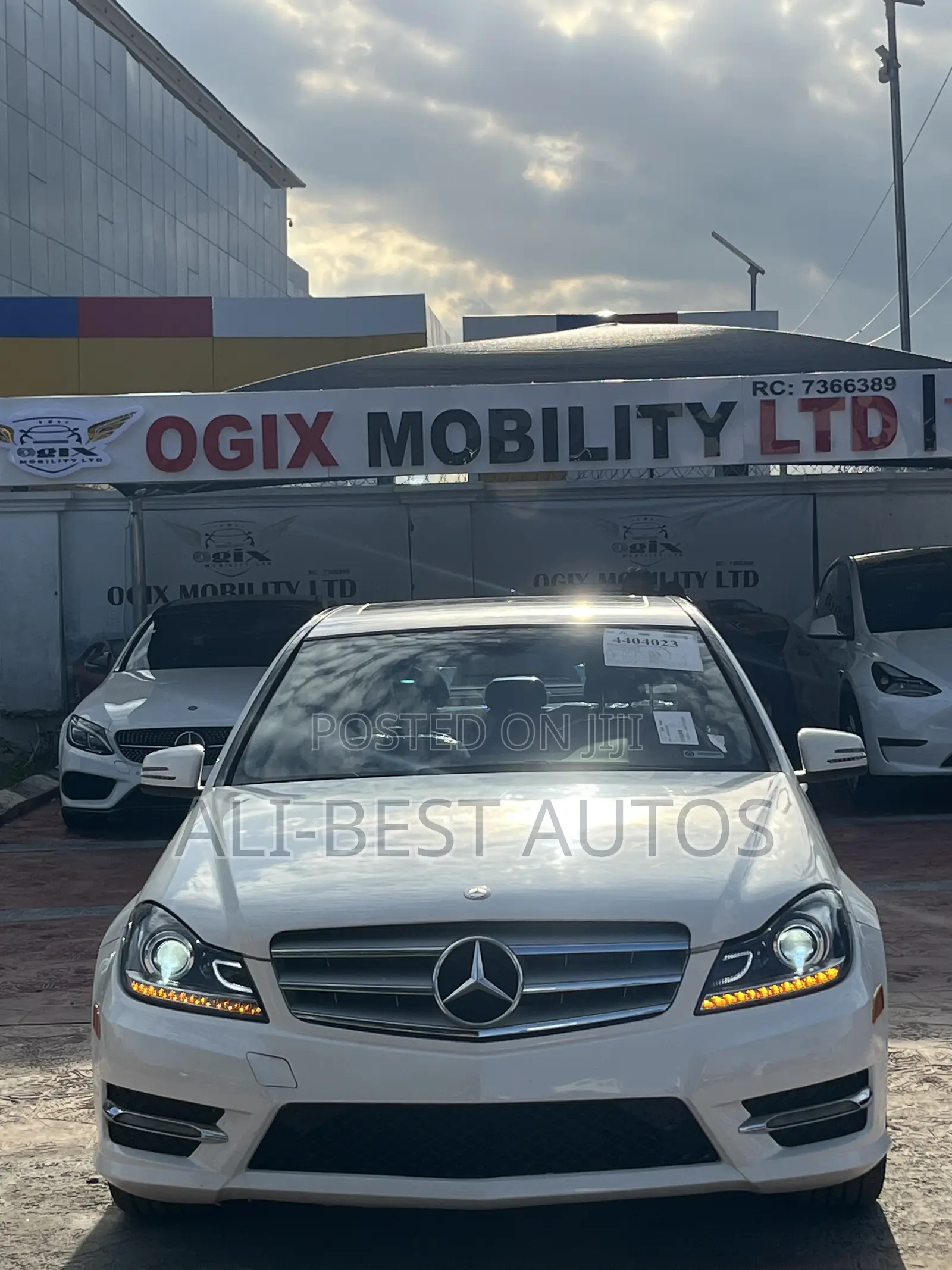 Mercedes-Benz C300 2013 White