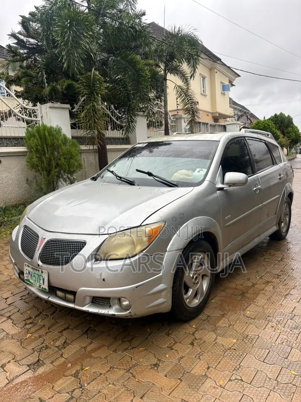Pontiac Vibe Automatic 2004 Silver