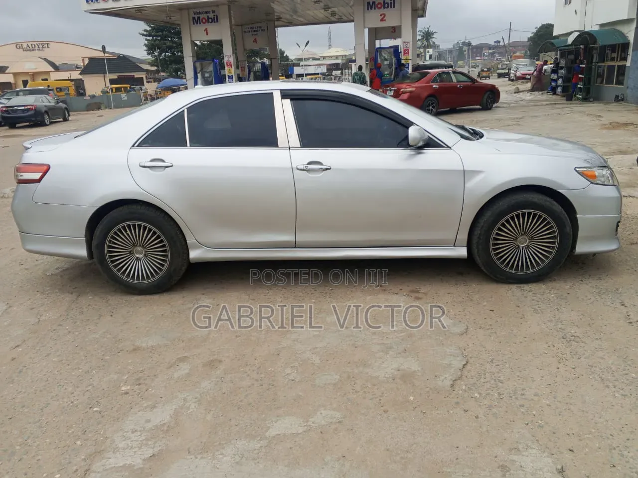 Toyota Camry 2010 Silver