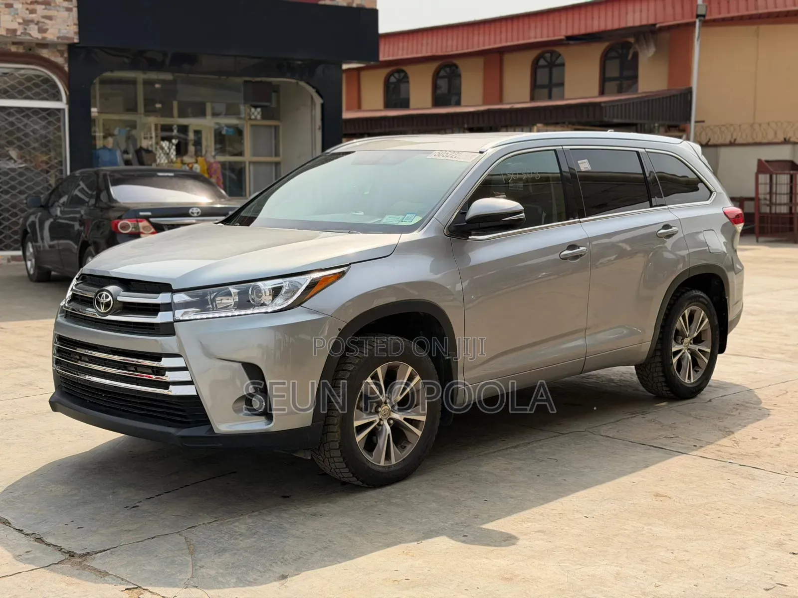 Toyota Highlander XLE 4dr SUV AWD (3.5L 6cyl 6A) 2015 Silver