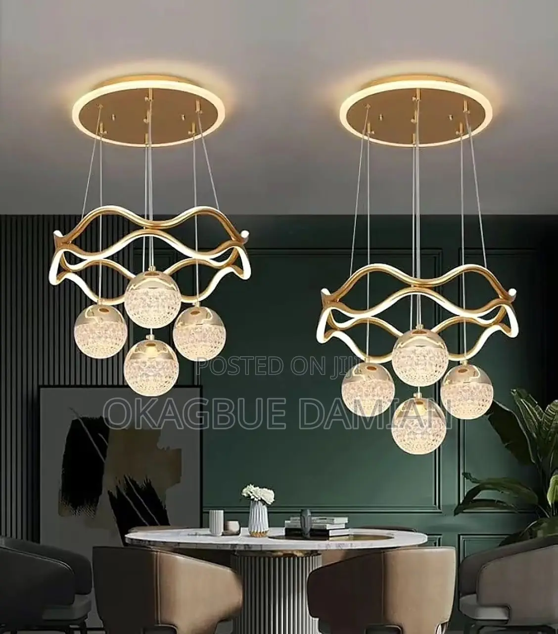 Modern Luxury Gold Wave Light