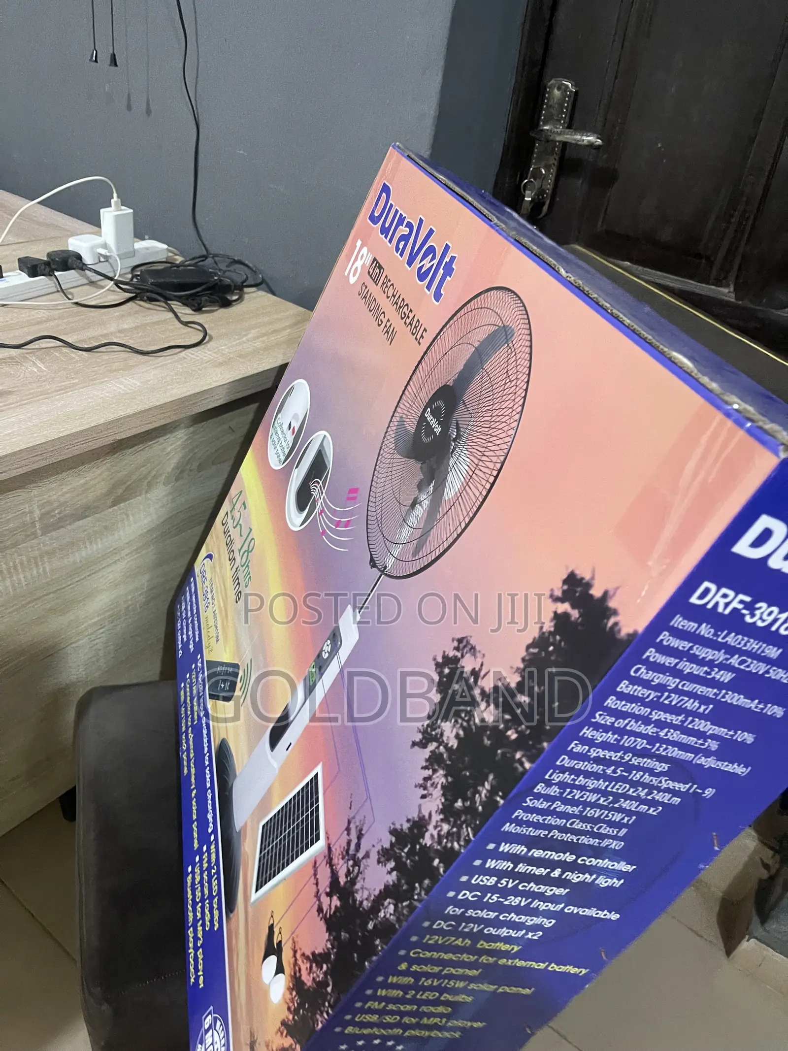 Duravolt 18" Mobile Rechargeable Fan