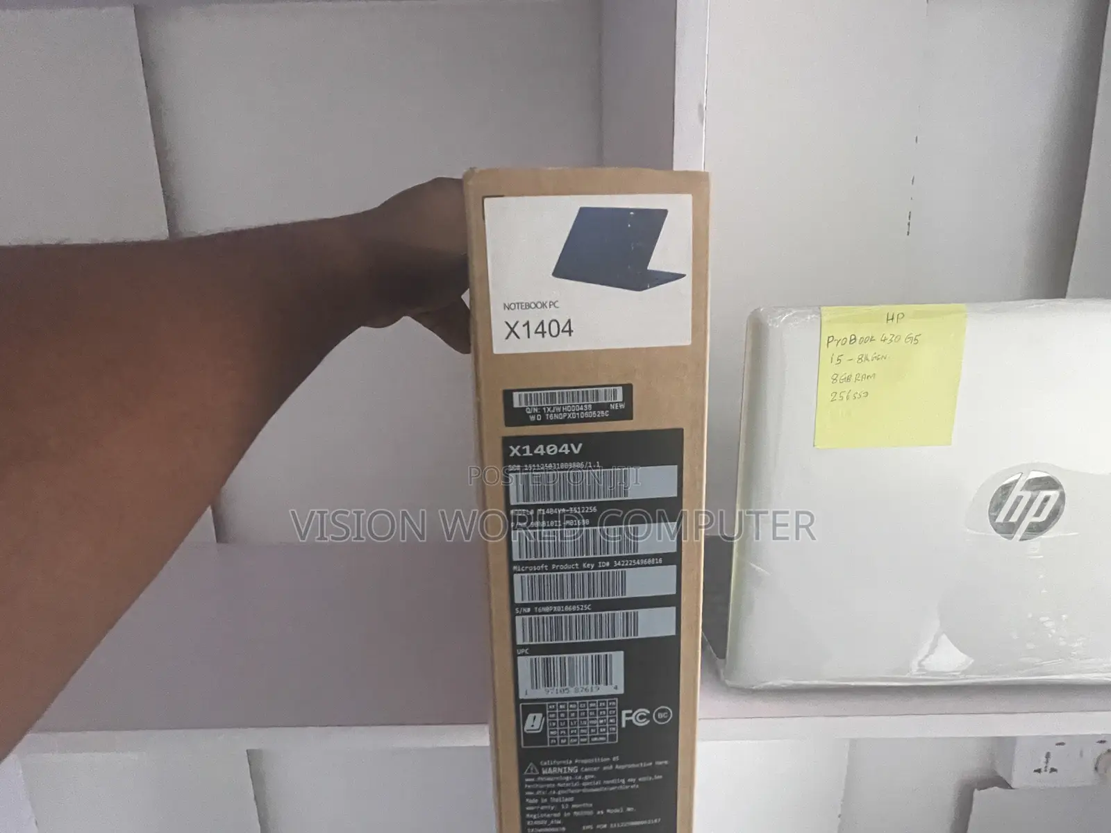 New Laptop Asus Vivobook 14 12GB Intel Core i5 SSD 256GB