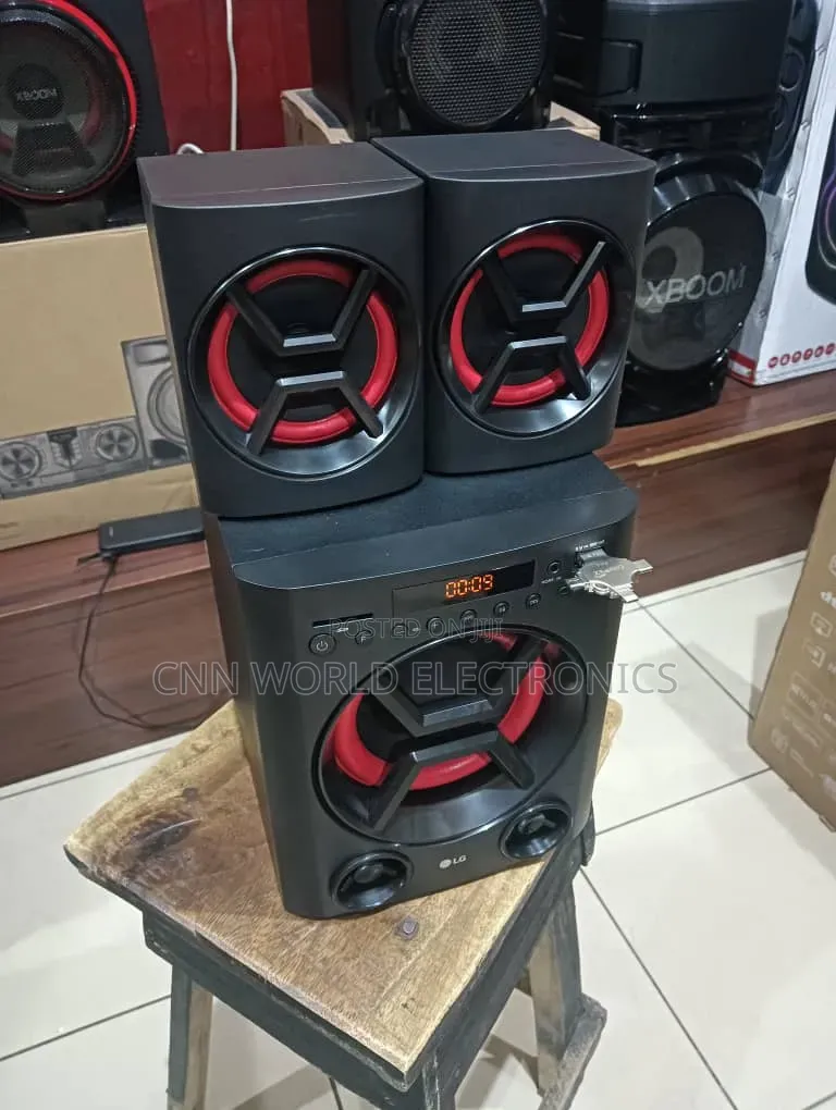 Brand New LG Xboom 40W Sound System Bluetooth USB Powerful Sound 2yrs