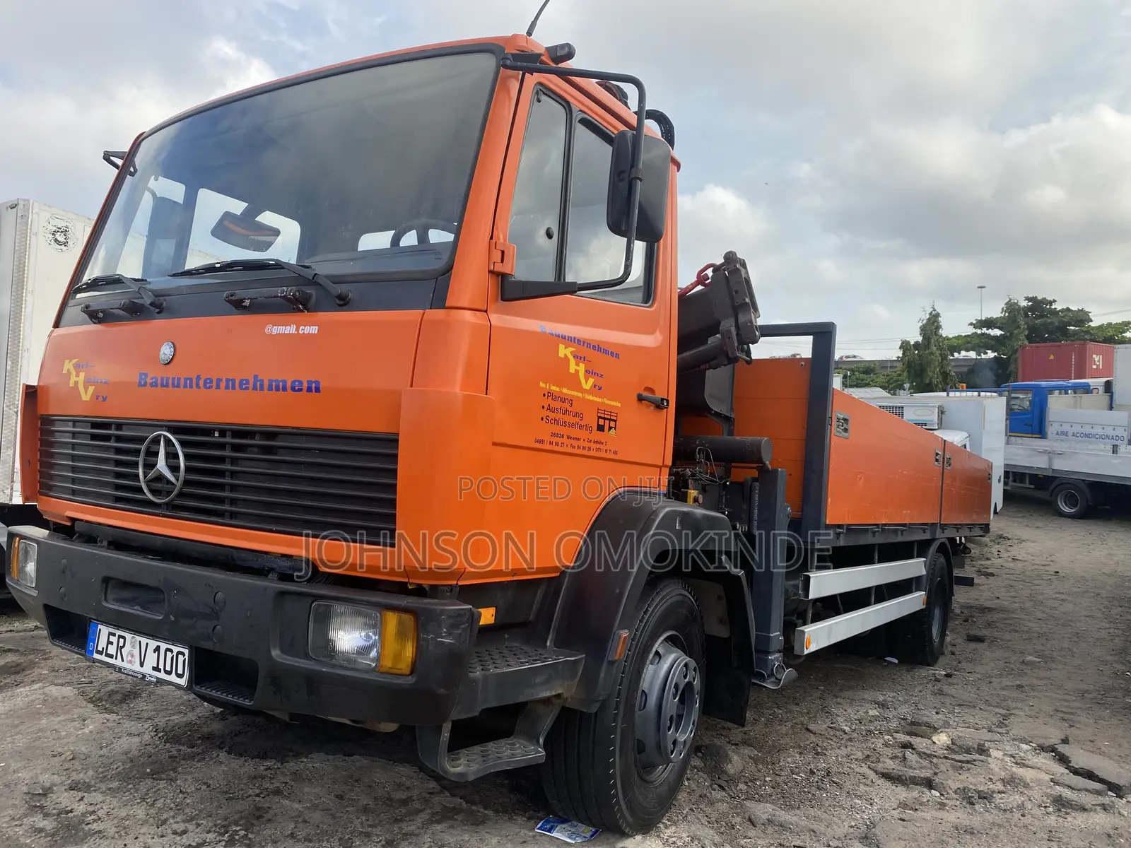 5Tons Mercedes Truck