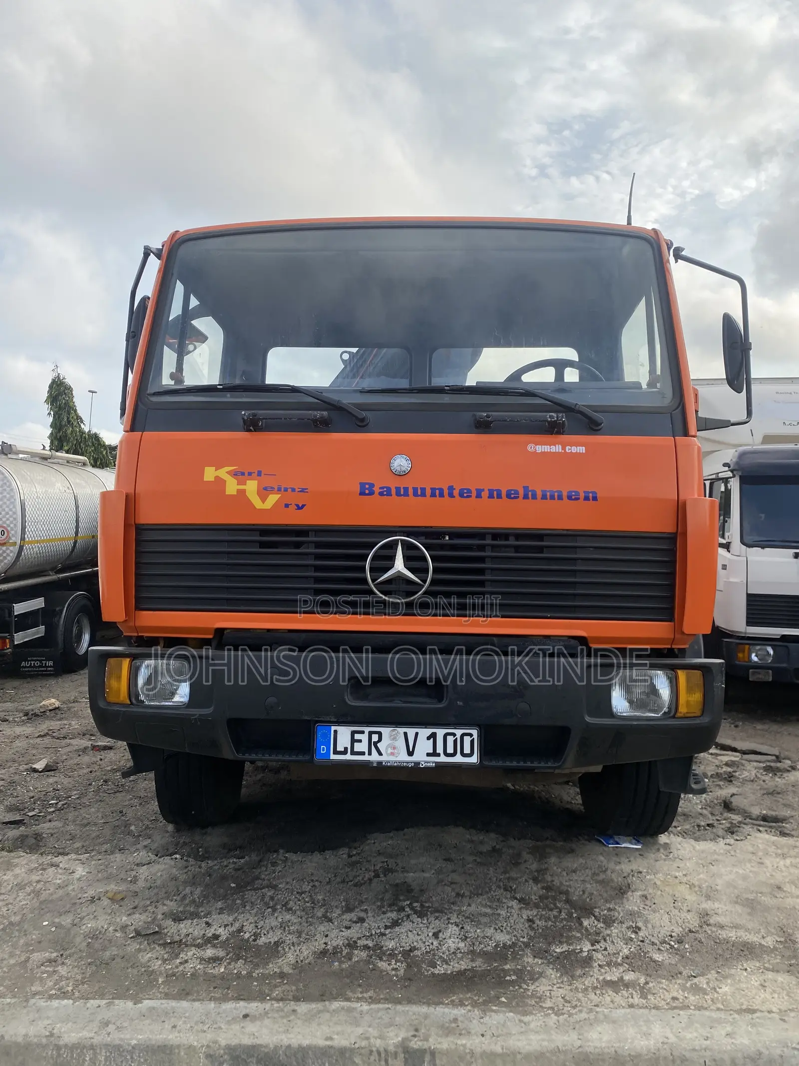 5Tons Mercedes Truck