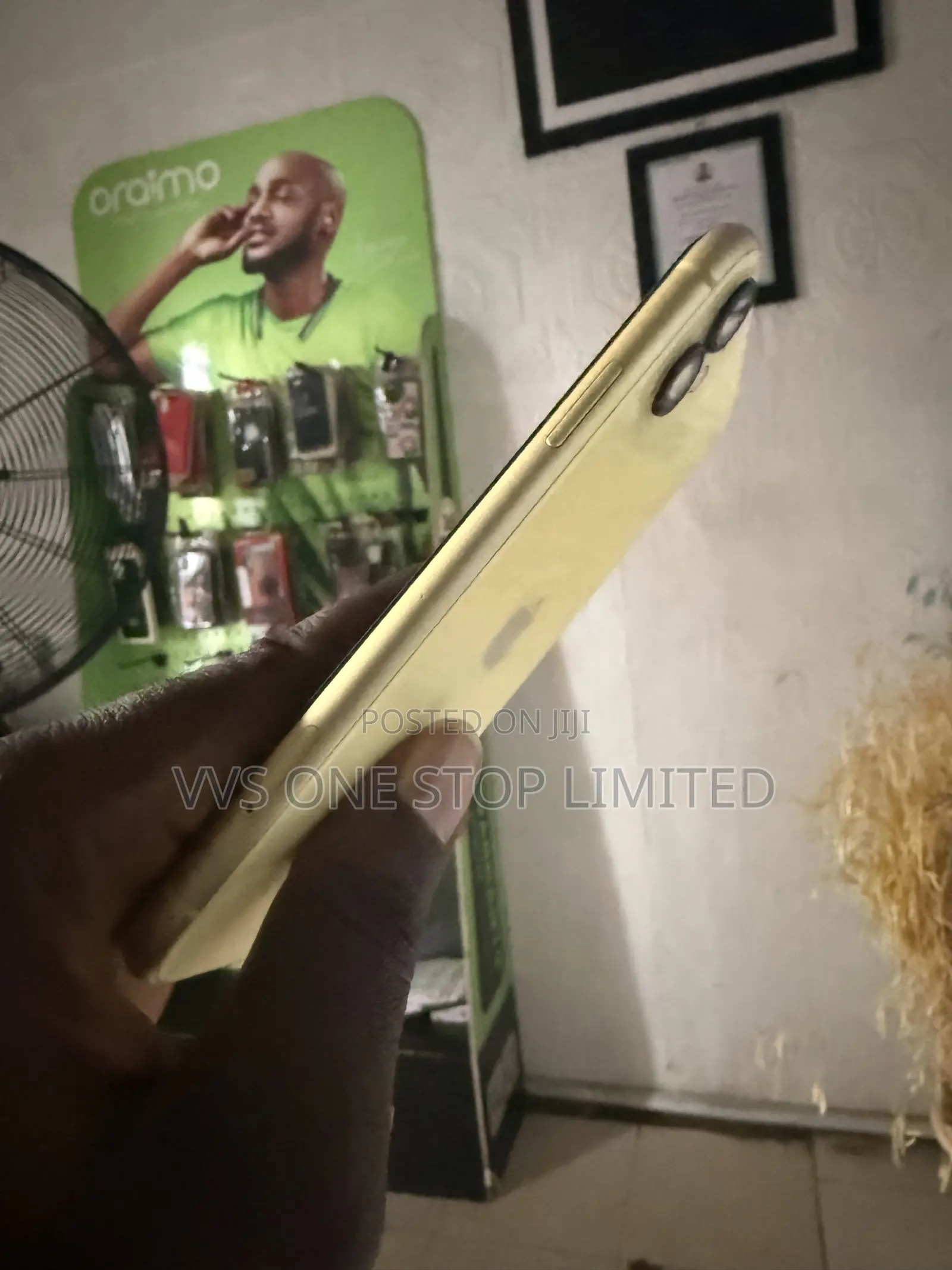 Apple iPhone 11 64 GB Yellow