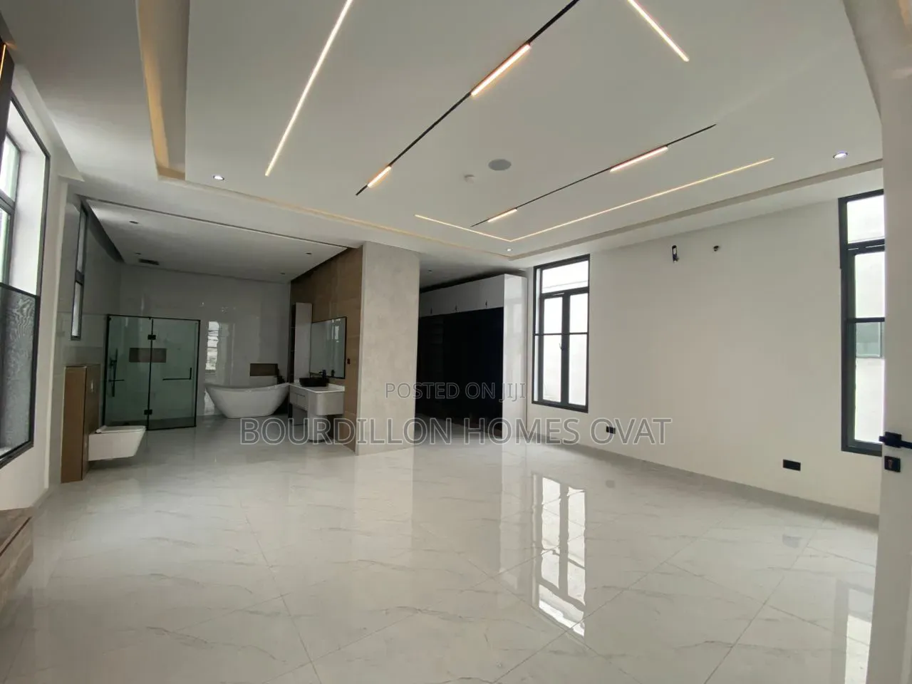 5bdrm Duplex in Osapa London Lekki for sale