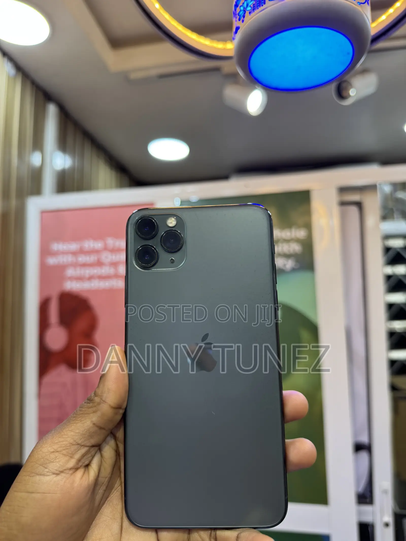 Apple iPhone 11 Pro Max 64 GB Green
