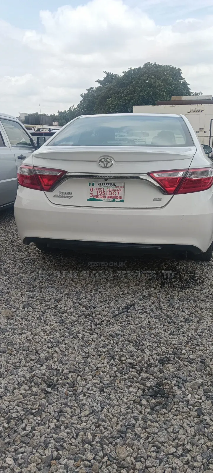 Toyota Camry 2016 White