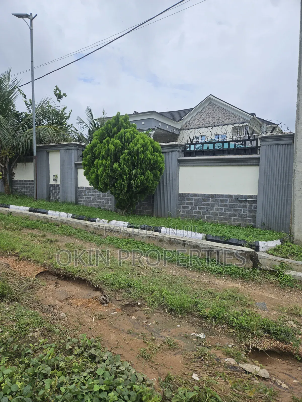 Furnished 5bdrm Duplex in Housing Estate, Osogbo for sale