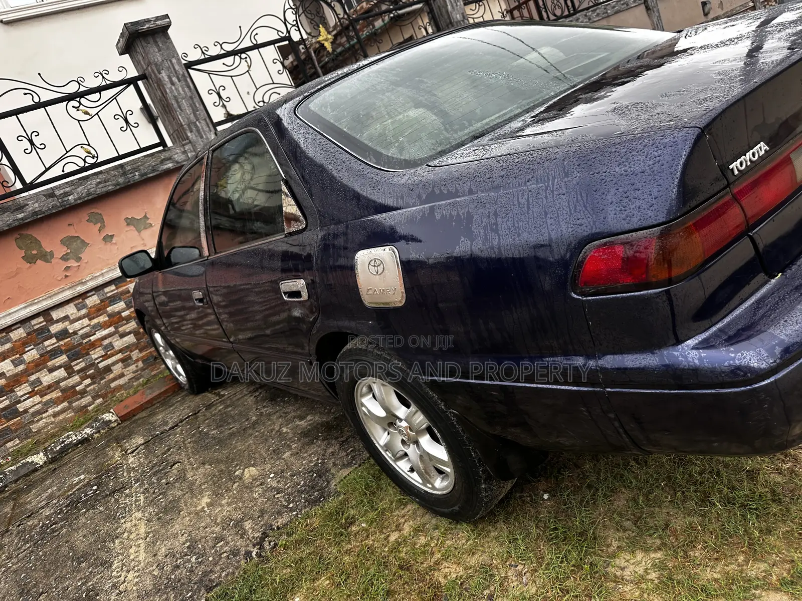 Toyota Camry 2000 Blue