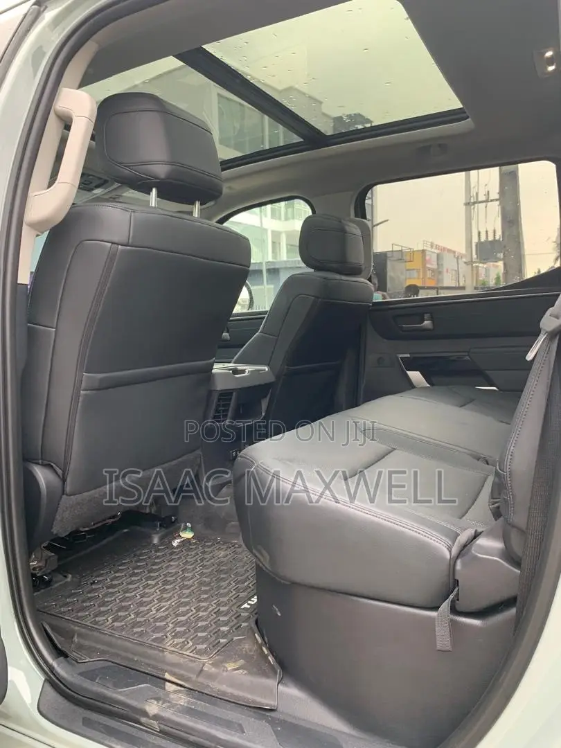 Toyota Tundra 2024 Pearl