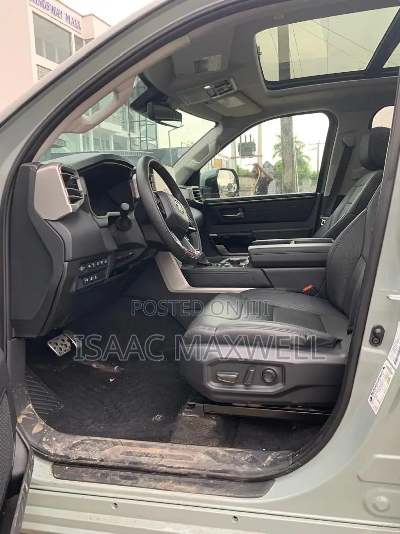 Toyota Tundra 2024 Pearl