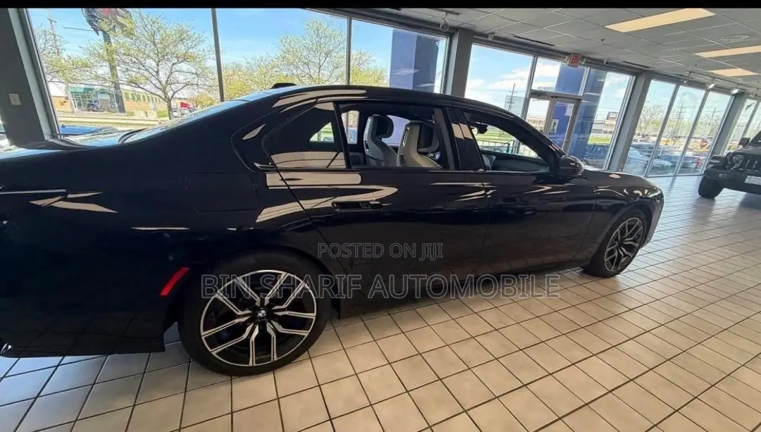 BMW 7 Series 2023 Black