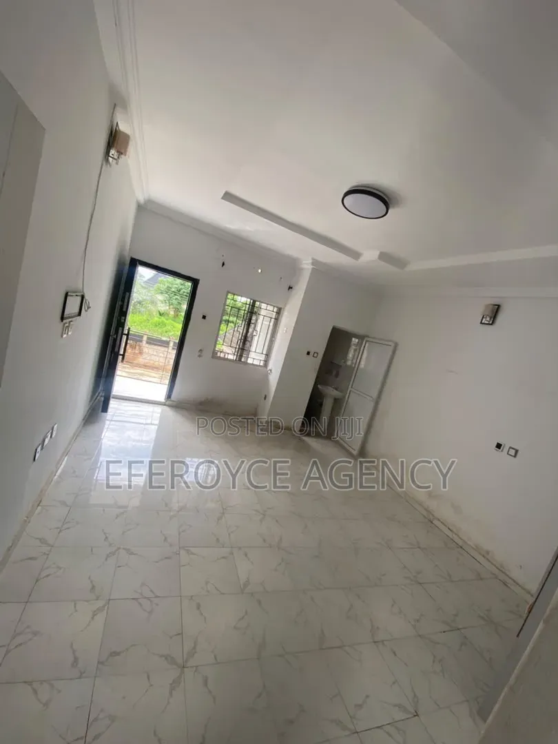 2bdrm Duplex in Gra, Benin City for rent