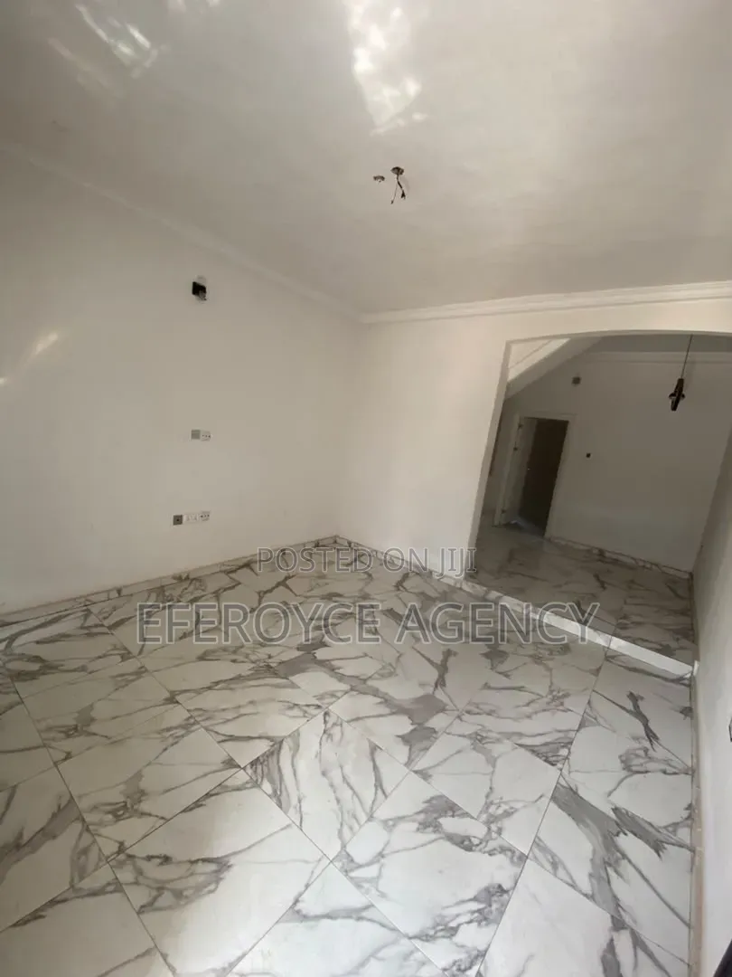2bdrm Duplex in Gra, Benin City for rent
