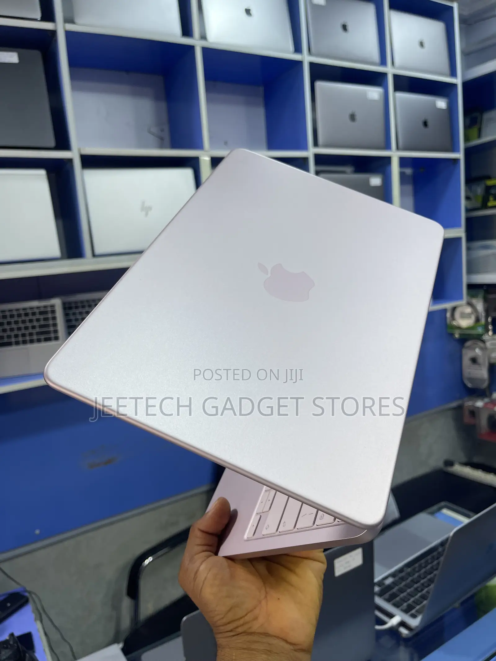 Laptop Apple MacBook Neo 2026 8GB SSD 256GB