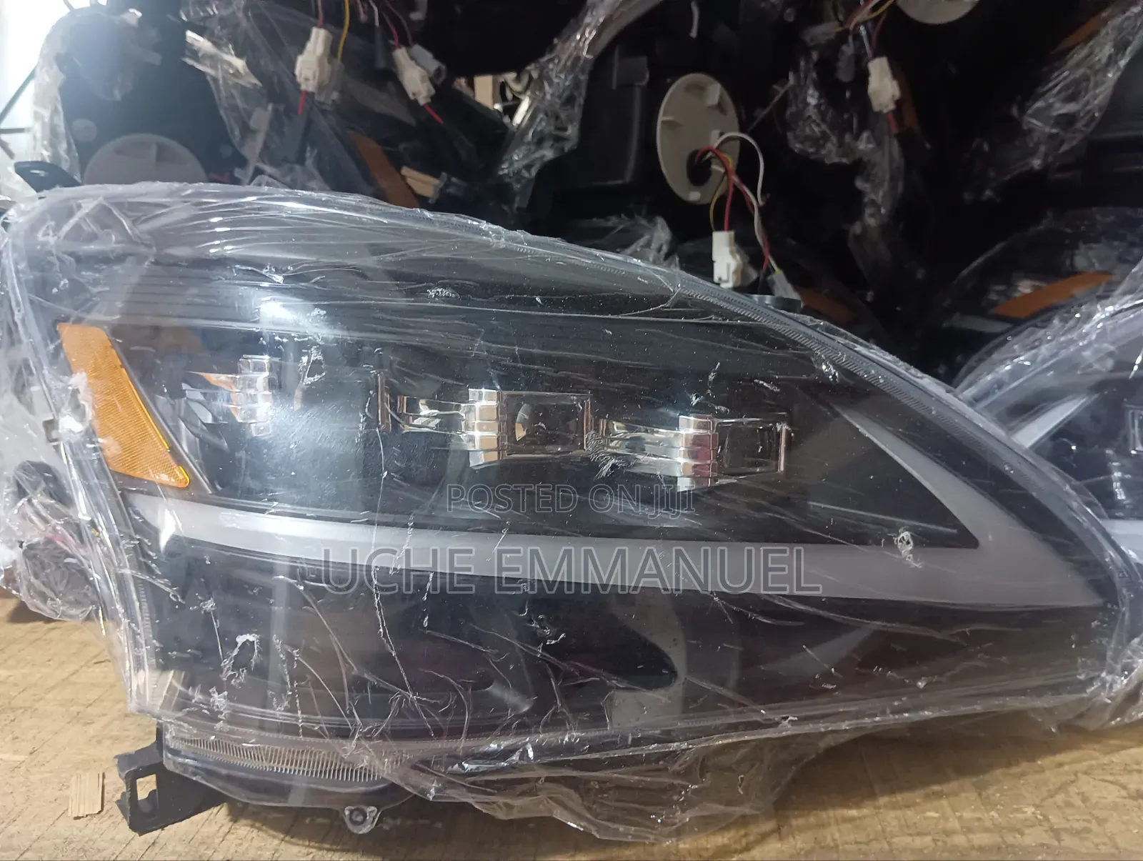 Headlight 3 Torch Nike Down Daylight for Rx330 Brand New